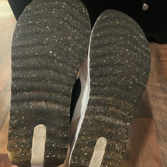 RETRO Pastel Nike Kids Pastel Sneakers - Picture 9 of 9